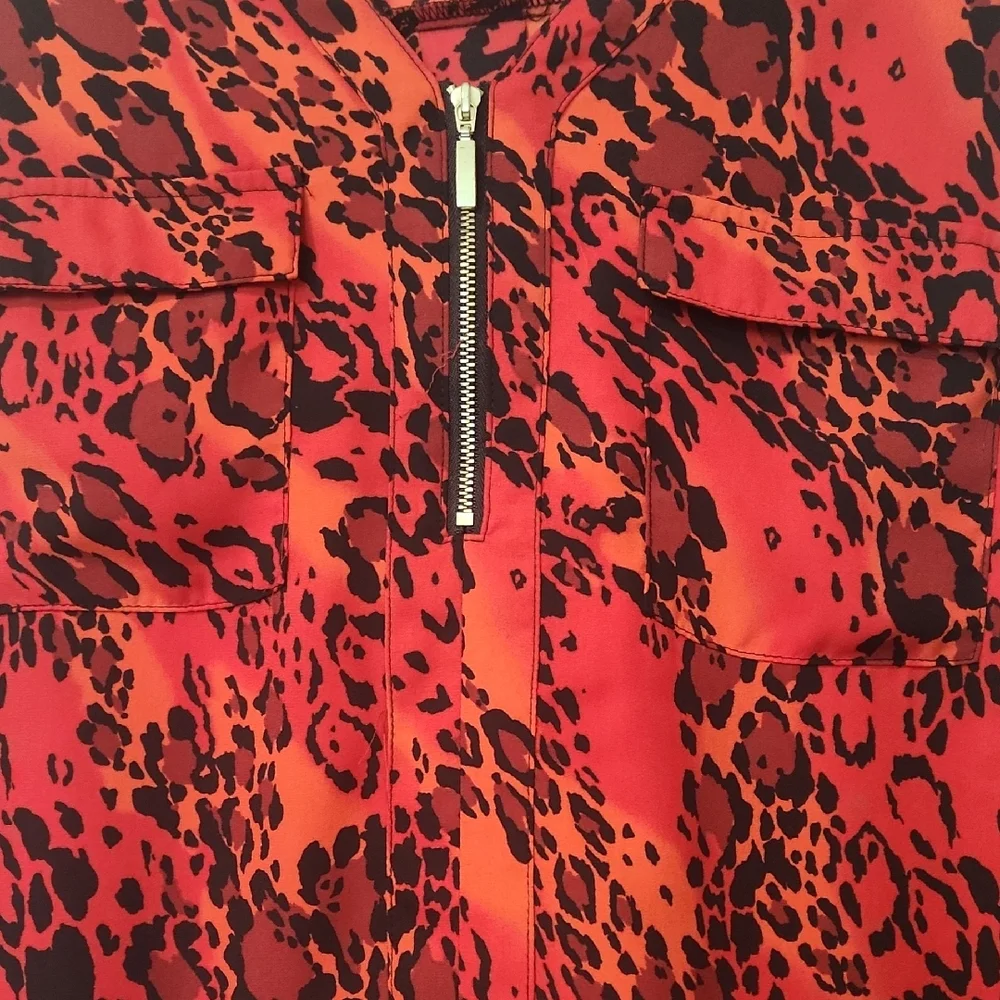 C. Est 1946 Red and Black Leopard Print Flowy Blouse Size Large - Picture 2 of 4